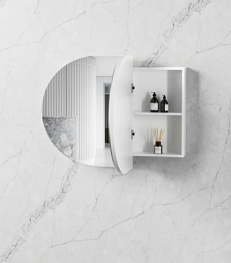 Bondi 900mm x 600mm White Oak Shaving Cabinet - Interior View
