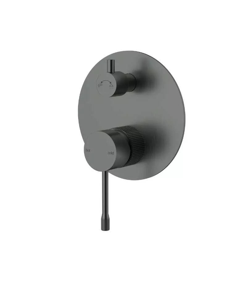 IKON Linie Wall Mixer With Diverter On Backplate - Gunmetal